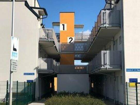 TOP LAGE - Geförderte 3,5-Zimmer-Wohnung mit westseitigem Balkon im 2. Liftstock und PKW-Stellplatz