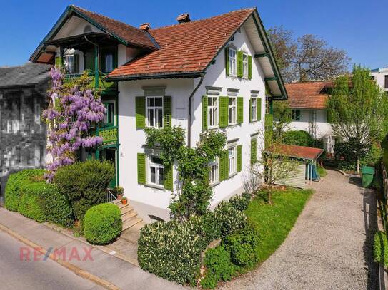 Bezauberndes Stadthaus mit 6 Wohnungen und schönem Garten