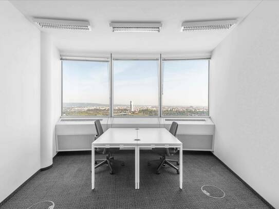 All-inclusive-Zugang zu professionellen Büroräumen für 2 Personen in Regus Millennium Tower