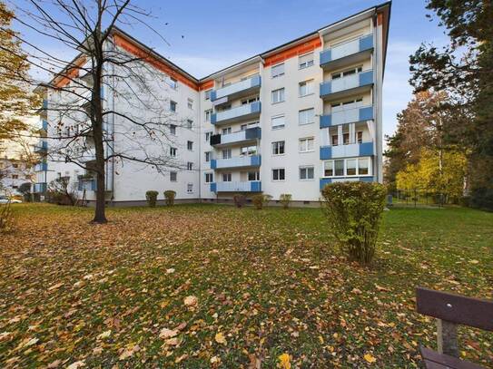 LINZ / URFAHR (Dornach): SANIERUNGSWÜRDIGE, perfekt gelegene Eigentumswohnung mit ca. 80,5 m² Wohnfläche (4 Zimmer + Kü…