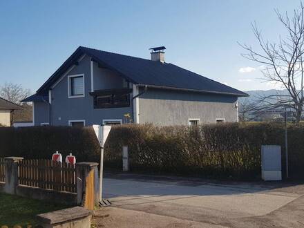 Ein - Zweifamilienhaus in KEMATEN / YBBS