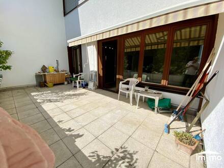TERRASSENWOHNUNG - 113 m2 NFL - TERRASSE 20 m2 - ERSTBEZUG NACH VOLLRENOVIERUNG - GRÜN/FERNBLICK - RUHELAGE