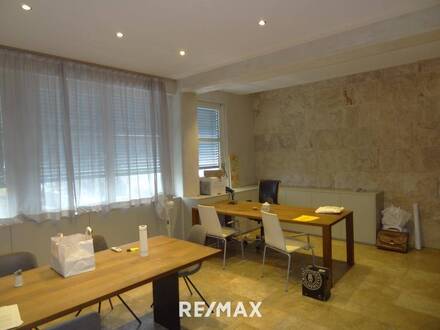Zwei Büro- und Praxisflächen einzeln oder gesamt in zentraler Lage von Hall in Tirol mit ca. 73m² und ca. 199m² zu miet…