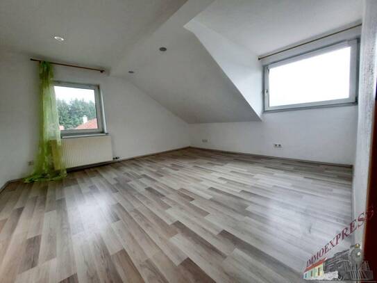 GARTENTRAUM MAXGLAN (150 m²) mit 90 m²-Whg (2. OG) samt Balkon und U-Berg-Blick