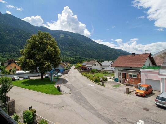 GERÄUMIG-CHARMANT-GEPFLEGT! MIETWOHNUNG MIT BALKON IN TOLLER SIEDLUNGSLAGE NÄHE DEM ZENTRUM SPITTAL/DRAU!