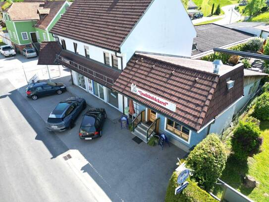 Stallhofen Top Lage, Bäckerei, Café, Firmenstandort, Geschäftslokal, Doppelhaus mit großem Potenzial, ca. 78,00 m², 4 R…