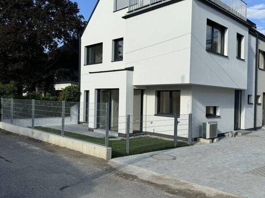 Exklusives Familienhaus mit Garten und 3 Terrassen in Top-Lage 1220 Wien - Erstbezug und hochwertige Ausstattung mit MI…