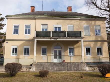 Bad Vöslau/Gainfarn - schöne und große Mietwohnung mit Terrasse