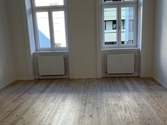 Neu sanierte 2-Zimmer Altbauwohnung - Modernisiertes Wohnen in 1160 Wien !