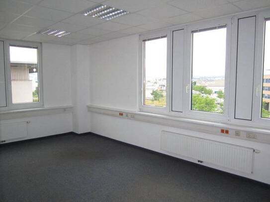 Büro- und Lagerflächen im 23. Bezirk zu mieten