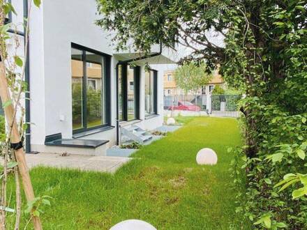 ++ PREISREDUZIERT || Exklusives Wohnen im Grünen: Traumwohnung mit Garten, Stellplatz und Erstbezug in Top-Lage!