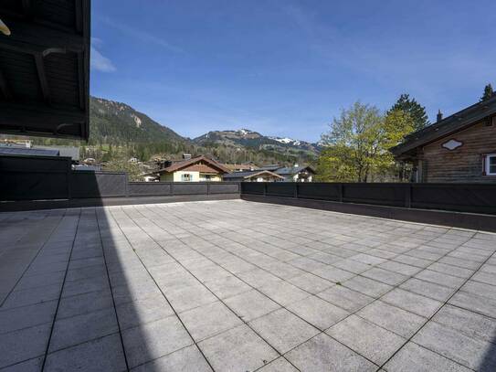 Obergeschoss Wohnung mit großzügiger Terrasse in Kitzbühel
