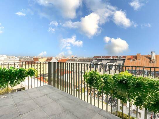 JETZT PROVISIONSFREI | ERSTBEZUG MIT FERNBLICK | Dachgeschoss mit ca. 10 m² INNENHOF-BALKON/TERRASSE | TG-Stellplatz op…