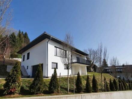 Einfamilienhaus mit Seeblick am Mondseeberg