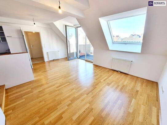 Neuer Preis! WOW! Stylisch Wohnen im Dachgeschoss! Hofseitiger West-Balkon + Perfekte Raumaufteilung + Perfekte Infrast…