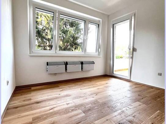 **Wunderschöne und sanierte Wohnung** in guter ruhiger Lage, 58m2, Terrasse, Parkplatz,..