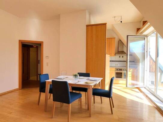 YOUTH FLAT!! Coole STARTERWOHNUNG mit TERRASSE im DACHGESCHOSS