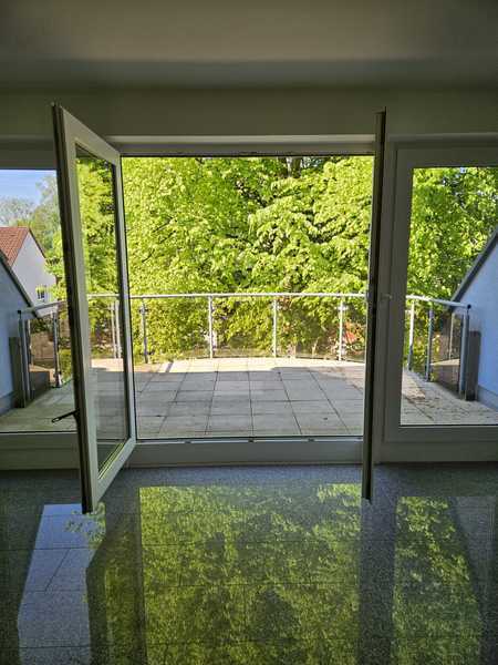 Dachgeschoss-Traum in großzügiger Maisonette mit 5 Zi & privater Atmosphäre in begehrtester Lage