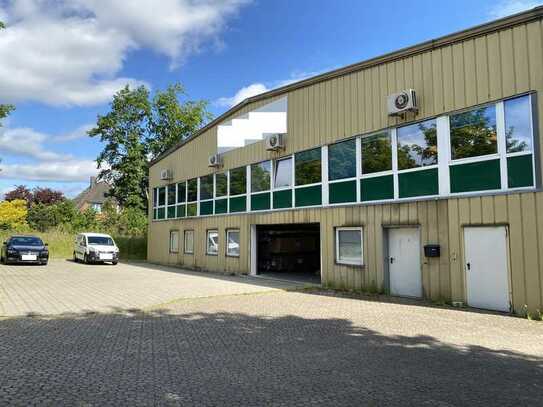 426 m² Halle im EG + 337 m² im OG inkl. Lagerboden