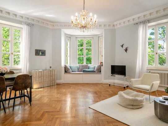 Kauf - wunderschöne Altbauwohnung mit großer Terrasse