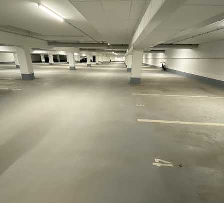 Tiefgaragenstellplatz im Hellwinkel ab 01.12.2024 frei // Nr. 40