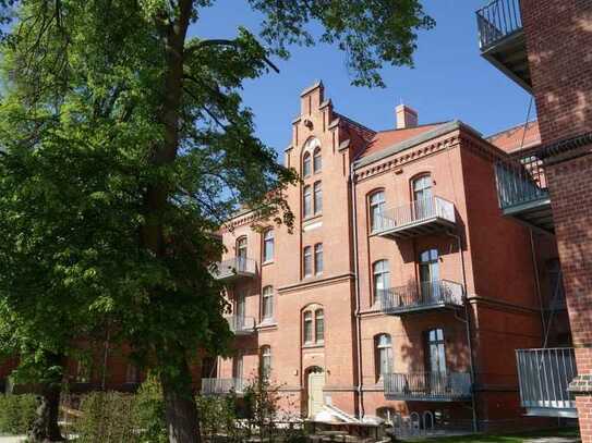 "Palais Klingelhöffer": Großzügige 3-Zimmer-Wohnung mit Süd-Balkon (vermietet)