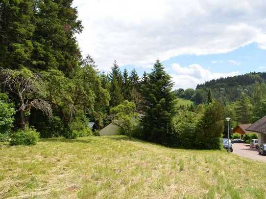 Idyllisch gelegenes Baugrundstück in Südausrichtung