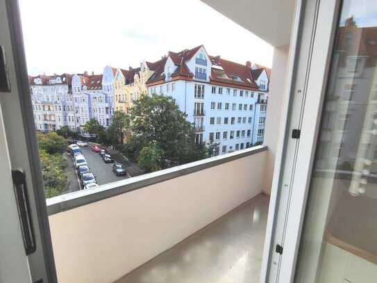 Stilvolle 3-Zimmer Wohnung mit schöner Aufteilung, Balkon und EBK in Hannover-List