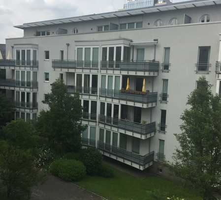 Stadtoase, barrierefrei, sehr ruhig mit einer super Verkehrsanbindung und Balkon