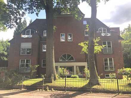 Attraktive 2-Zimmer-Wohnung mit großem Sonnenbalkon auf parkähnlichem Grundstück in St. Magnus