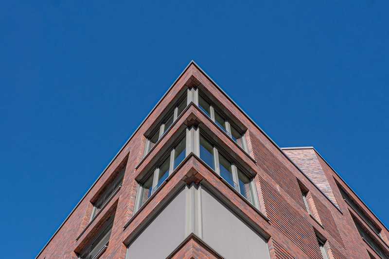 + GUTE STUBE + 4 Zimmer mit Komfort und Stil +