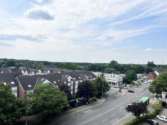 Traumhafte Etagenwohnung mit Panoramablick in kernsaniertem Zustand