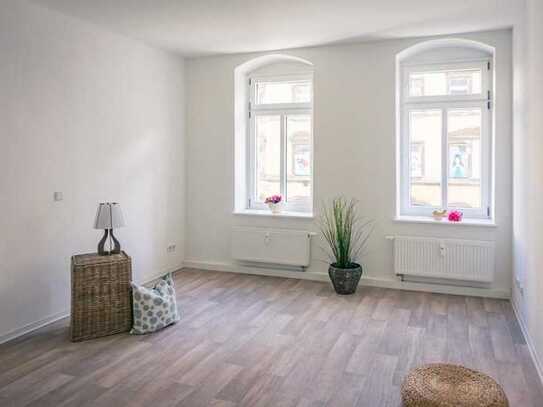 Großzügige 3-Raum-Altbauwohnung mit Balkon