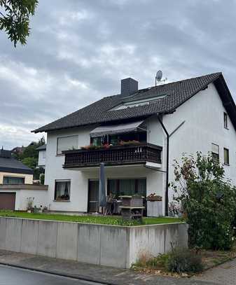 Helle 2,5 Zimmer mit Balkon und EBK in Stadtnähe