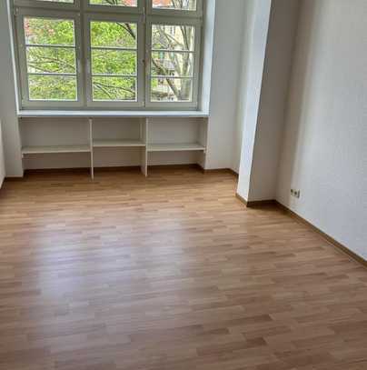 3-Zimmer-Wohnung in der Huttenstraße!