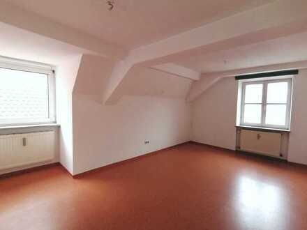 Schön geschnittene 3-Zimmer Wohnung