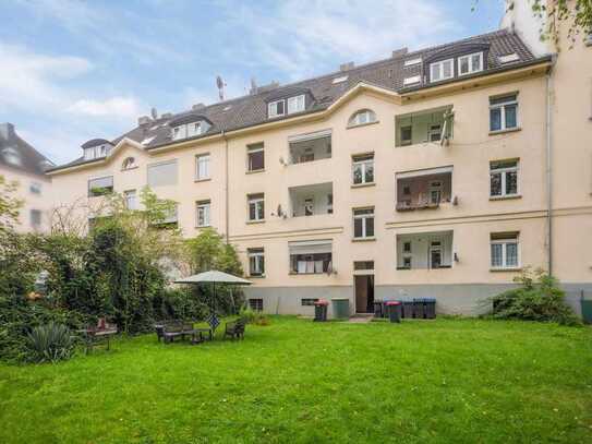 Charmante Altbauwohnung mit moderner Ausstattung und Loggia in zentrumsnaher Lage von Aachen