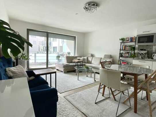 Schöne neuwertige 3-Zimmer-Wohnung inkl. EBK/Balkon in Altstadt