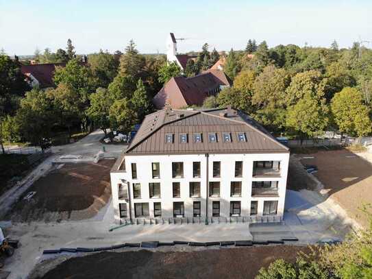 Stilvolle Neubau-Eigentumswohnung: 2-Zi.-Erdgeschosswohnung mit Loggia nahe München