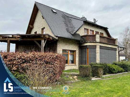 Exklusives Traumhaus mit Naturstein-Fassade, Pool, Garage und separatem Büro – Luxus pur!