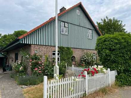 PROVISIONSFREI für den Käufer - Traumhaftes 6,5 - Zimmer - Landhaus zum Wohlfühlen in Seestermühe am