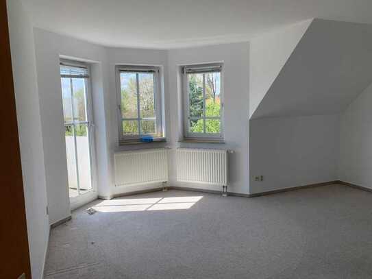 Sehr schöne 3-Zimmer-Wohnung mit Balkon in Georgenthal