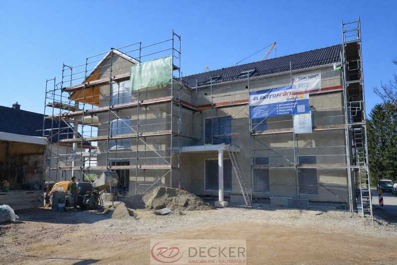                                                               Wohnen mit Freiraum direkt an der Vils ++Decker Immobilien++                                                       in Velden (Landshut)