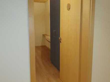 ERSTBEZUG WG ZIMMER MIT EIGENEM BAD, DUSCHE UND WC auf der Reitanlage Martinshof