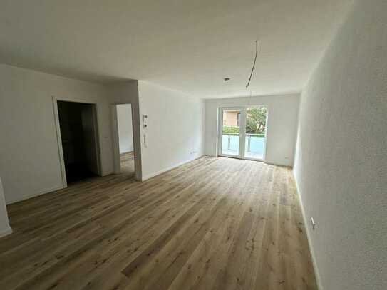 🏠 **Neue 2,5-Zimmer-Wohnung mit sonnigem Balkon im Herzen von Sulz am Neckar**
