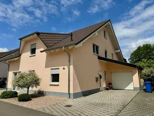 Weilerbach: Schönes freistehendes Haus in bester Lage
