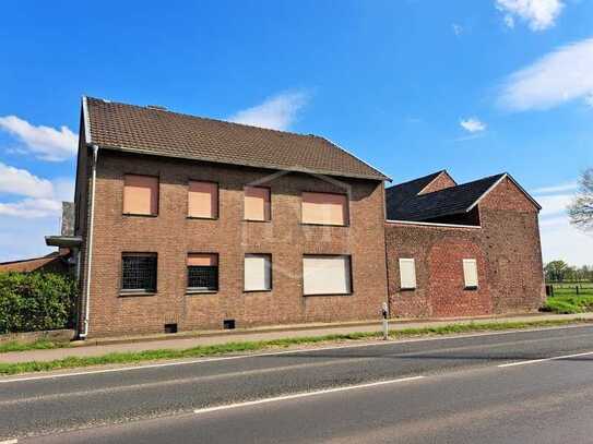 Vierkanthof mit Grünland in Mönchengladbach