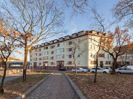 Helle Dachgeschosswohnung mit Blick über West-Berlin