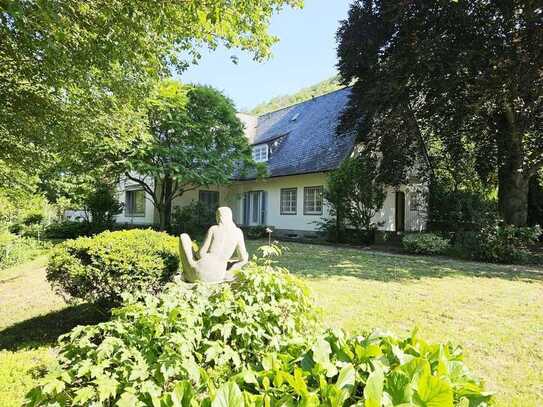 Bingen-Büdesheim - Unternehmervilla mit Flair direkt am Ufer der Nahe!