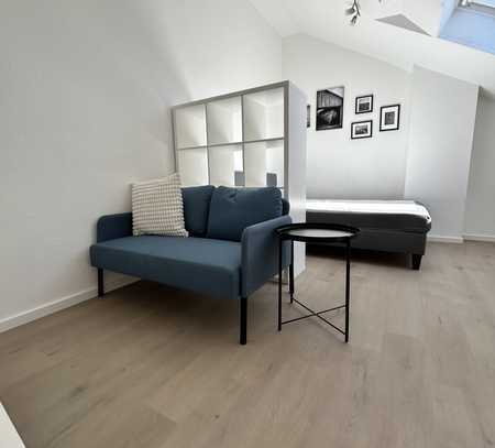 Exklusive 1-Raum-Maisonette-Wohnung mit geh. Innenausstattung mit Balkon und EBK in Kaiserslautern